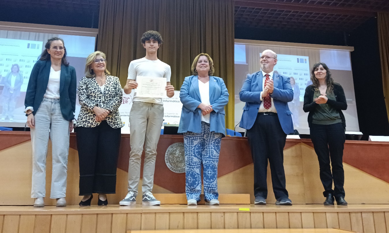 Featured image for “III Premio Concurso Otoño de Matemáticas de Bachillerato”