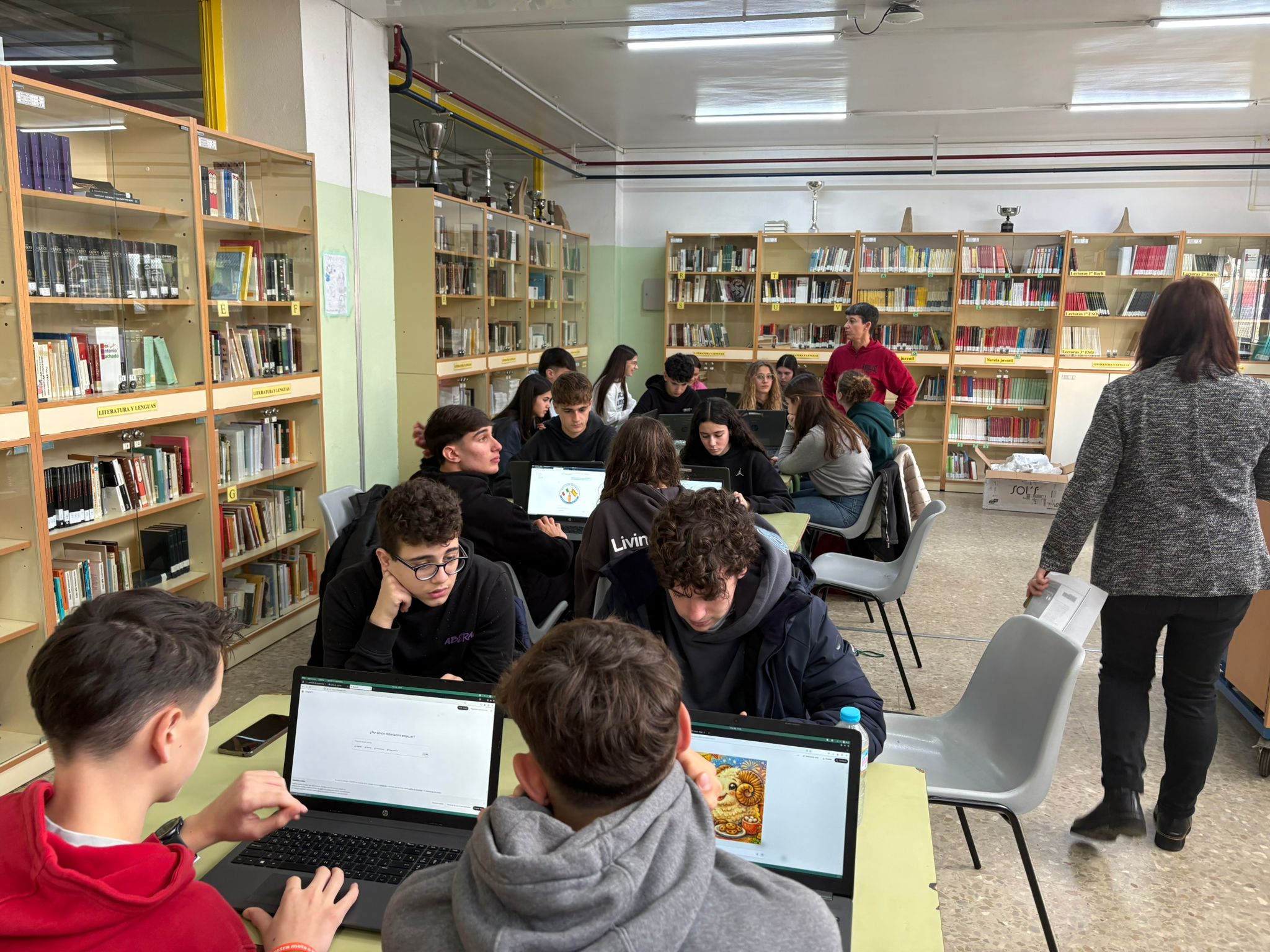 Featured image for “Día 1 Erasmus+ – Recepción en el instituto”